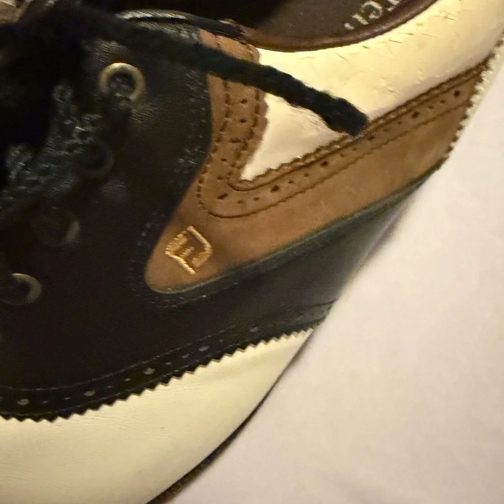 Classic White and Brown fot joy golf Men's Shoes‎ 9.5W